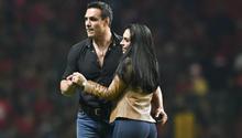 VIDEO: Alberto del Rio propuso matrimonio a su novia en el entretiempo del Toluca vs Xolos