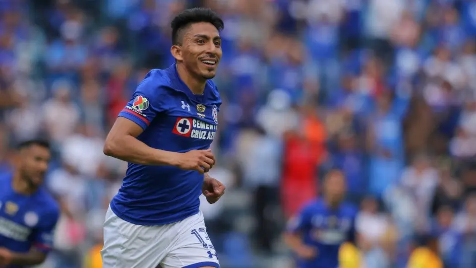 Ángel Mena no descartó la posibilidad de regresar a Cruz Azul