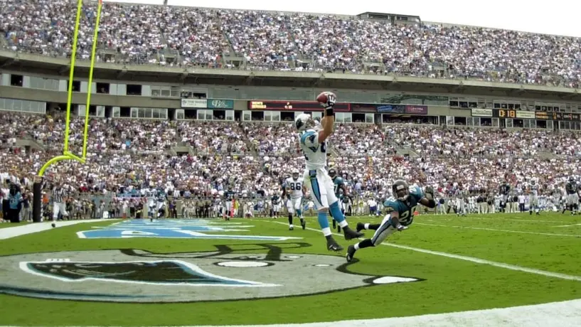Dueño de los Carolina Panthers confía en ver afición en los estadios de NFL