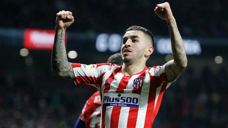 Ángel Correa se rapó para apoyar a su mamá en la lucha contra el cáncer