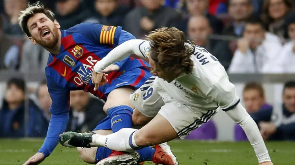 La Liga dio explicación de atípico horario del Clásico entre Barcelona y Real Madrid