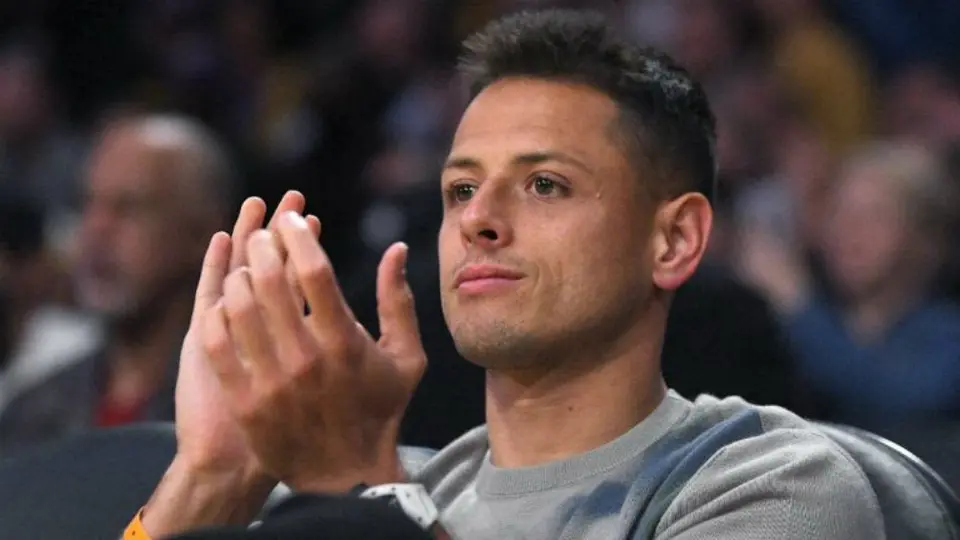 Galaxy subastará jersey de Chicharito para apoyar a gente afectada por el Coronavirus