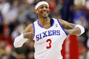 Allen Iverson, la sensación de los Sixers con un cariño especial al futbol americano