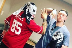 George Kittle, ala cerrada de 49ers, y Penta 0M, unidos por su pasión a la lucha libre