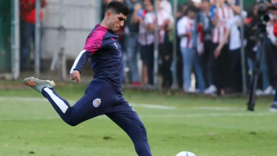 Chivas: Víctor Guzmán solicitará análisis de la muestra B tras positivo en doping
