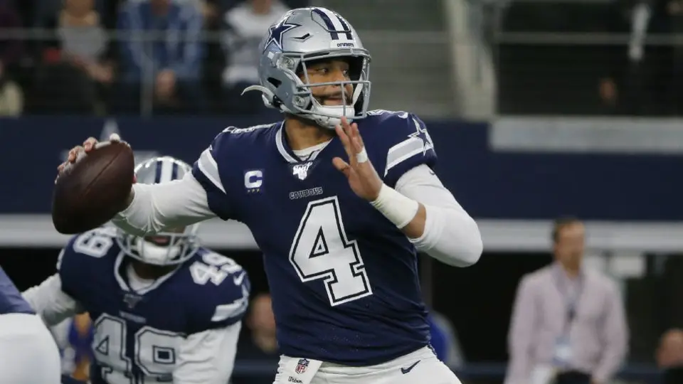 Cowboys: Dak Prescott ya firmó contrato de 'Jugador Franquicia'