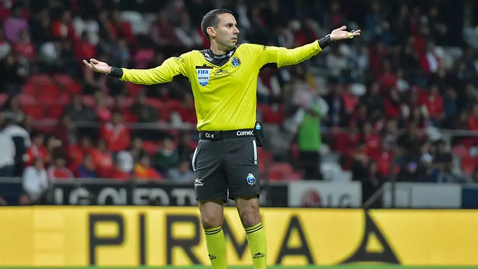César Ramos y Fernando Hernández pitarían Clásicos de la Jornada 9