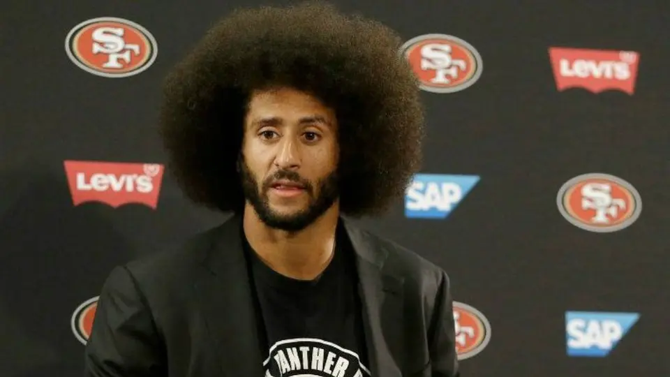 Colin Kaepernick publicará su libro autobiográfico
