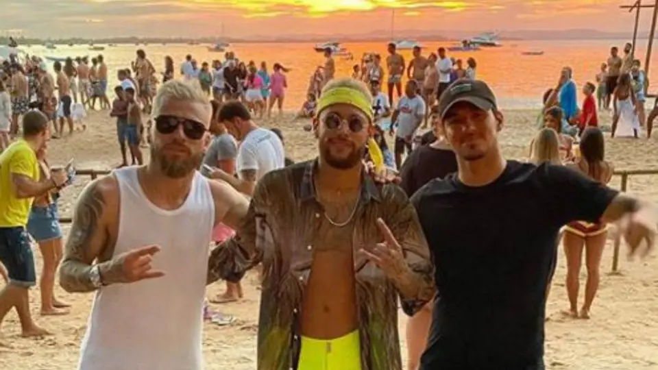 Fiestas de Neymar preocuparon al París Saint-Germain