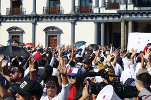 Estudiantes de la UAN marchan para defender la autonomía universitaria