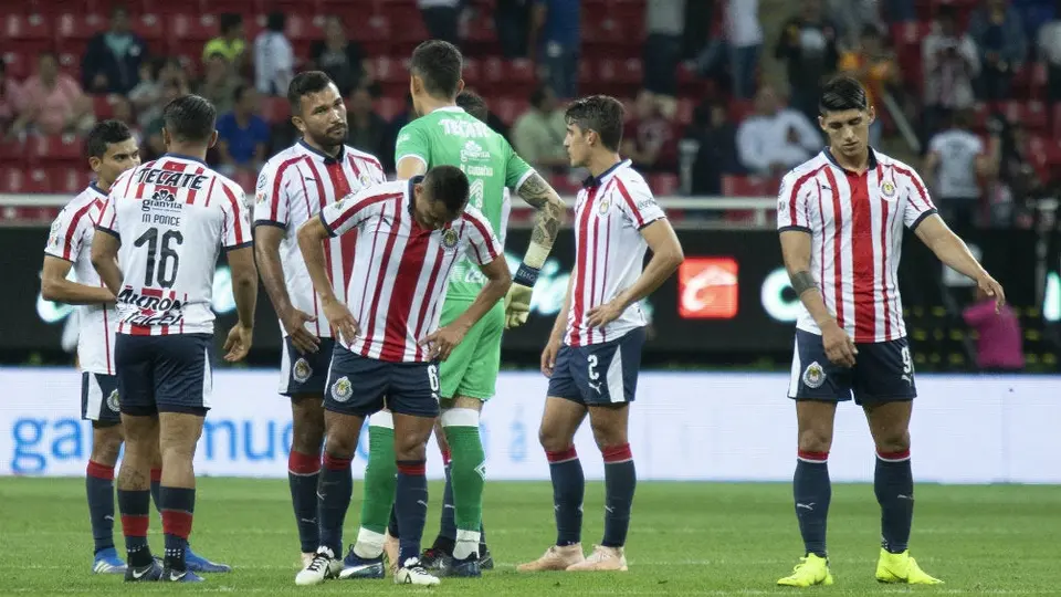Chivas firmó la peor racha de su historia sin llegar a la Liguilla