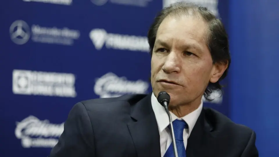 Ordiales tras caída de fichaje de Paulinho: 'Cruz Azul verá opción de otro refuerzo'