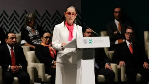 Claudia Sheinbaum: 'Incidentes viales disminuyeron 30 por ciento con fotocívicas'