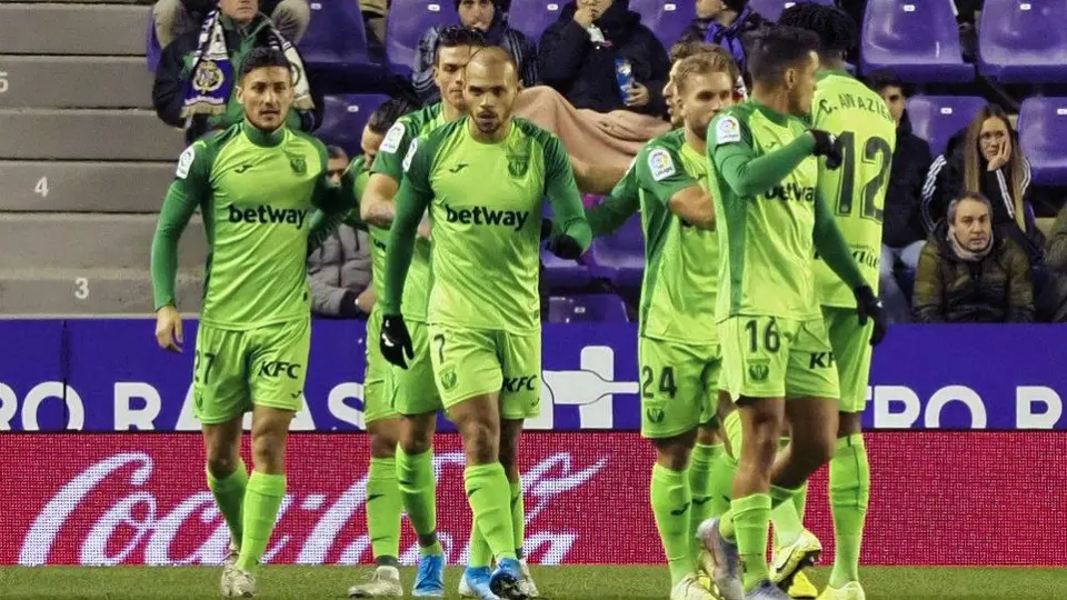 Leganés y Javier Aguirre hilaron quinto partido sin derrota en empate ante Valladolid
