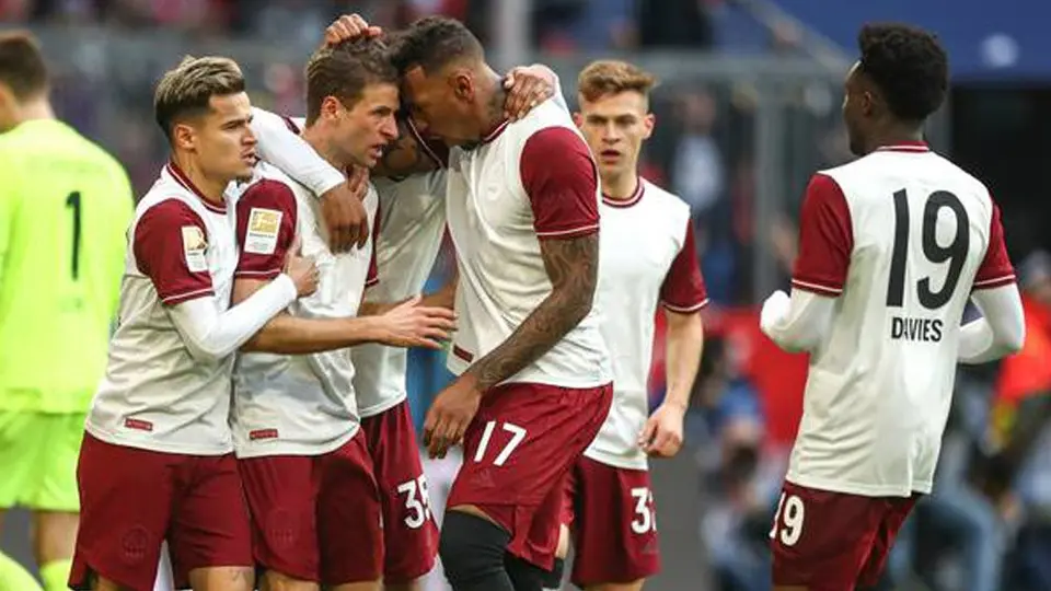 Bundesliga aprobó realizar cinco cambios por juego