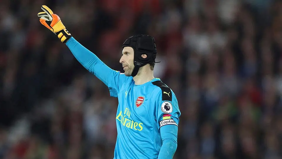 Petr Cech probará suerte como portero de hockey con Guildford Phoenix
