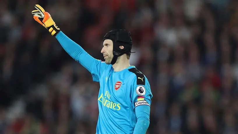 Petr Cech probará suerte como portero de hockey con Guildford Phoenix