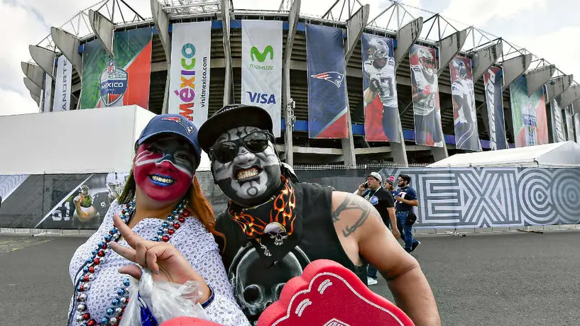 55% de los mexicanos sólo iría al Super Bowl para ver a Shakira y J-Lo