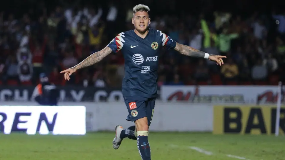 América: Nico Castillo mandó emotivo mensaje tras salir del hospital