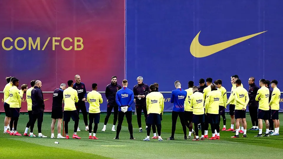 Presidente de Barcelona se reunió con jugadores tras escándalo