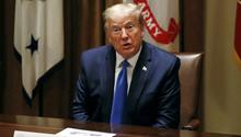 Trump a Obama: 'Lo estamos haciendo bien; tu manejo de la gripe porcina fue peor'