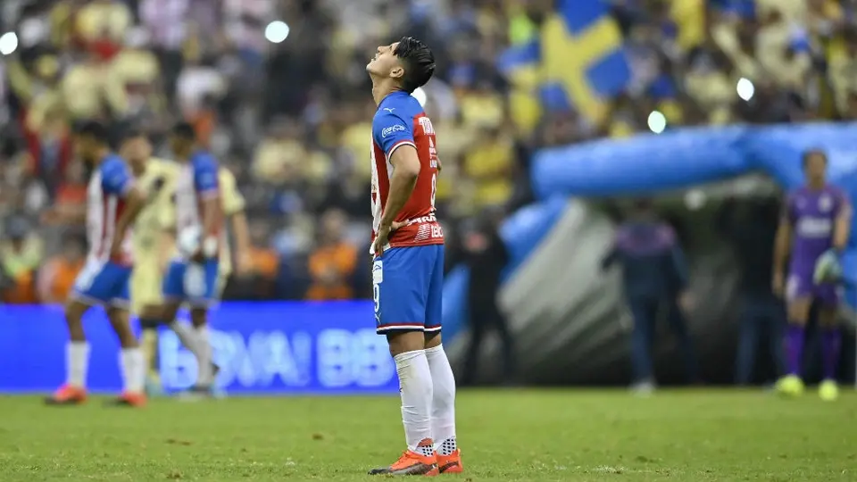 Antonio Carlos Santos se burló de Pulido y lo comparó con Henry Martín