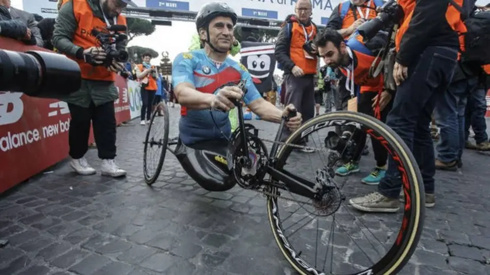 Alex Zanardi continúa estable, pero temen complicaciones