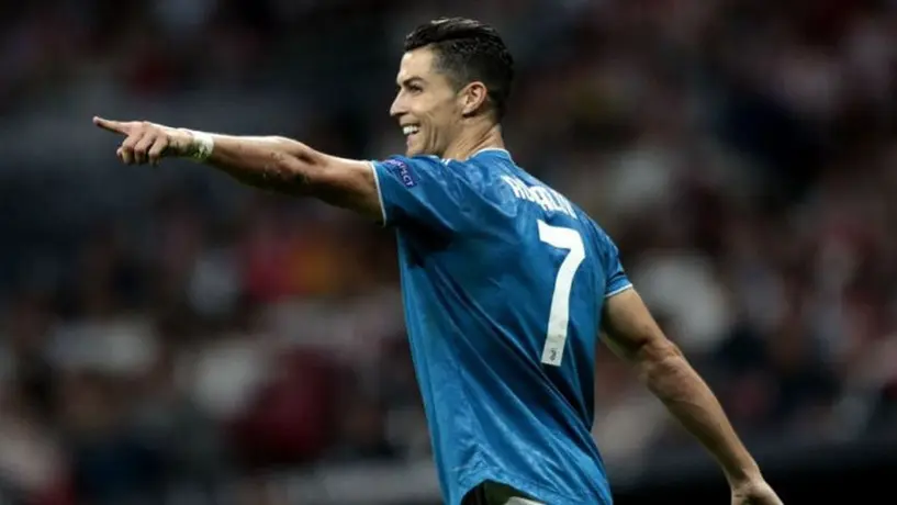 Cristiano 'hizo' magia y se convirtió en Aladdin en el cumpleaños de sus mellizos