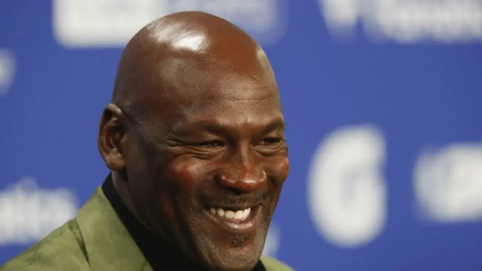 Michael Jordan aprobó debut de Williamson en la NBA
