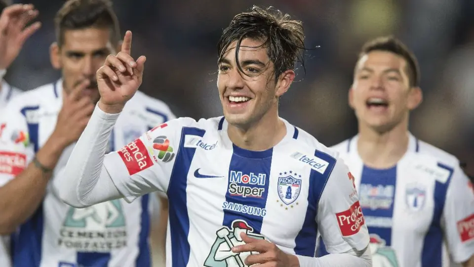 Rodolfo Pizarro contó cómo casi llega a los golpes con Gabriel Peñalba