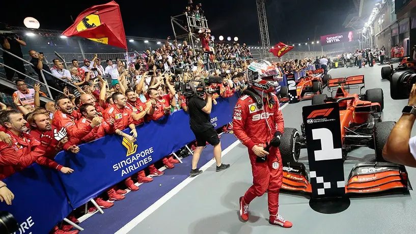 Vettel rompió malaria con triunfo en el Gran Premio de Singapur