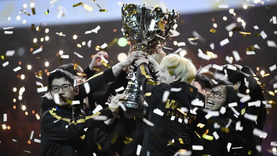FunPlus Phoenix de China, nuevo Campeón Mundial de League of Legends