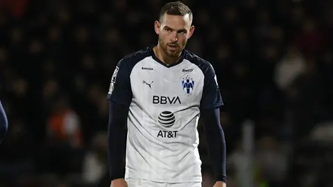 Vincent Janssen, baja de Rayados vs Atlético San Luis