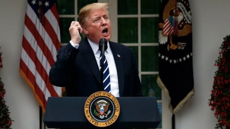 Trump ordenó suspender pagos a la OMS por su manejo del COVID-19