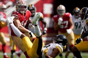 San Francisco venció a Pittsburgh a pesar de haber entregado cinco veces el balón