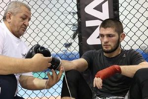 Nurmagomedov reveló que su padre está en estado crítico por coronavirus
