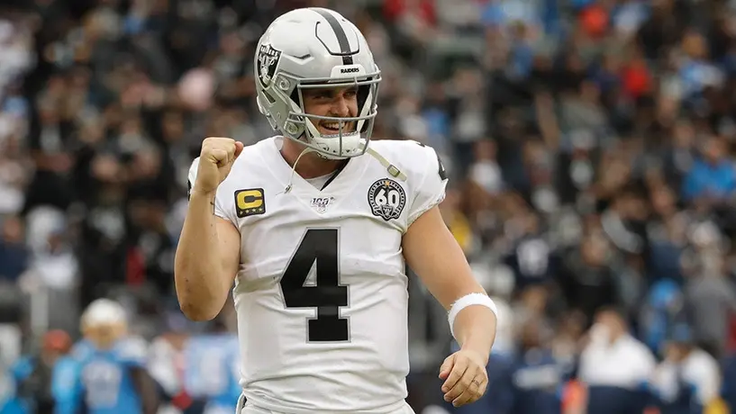 Raiders venció a Chargers y mantiene vivas sus esperanzas de Playoffs
