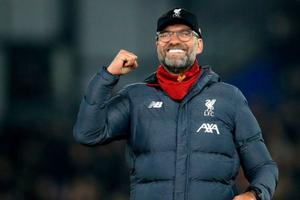 Video: Jürgen Klopp celebró título del Liverpool con peculiar baile