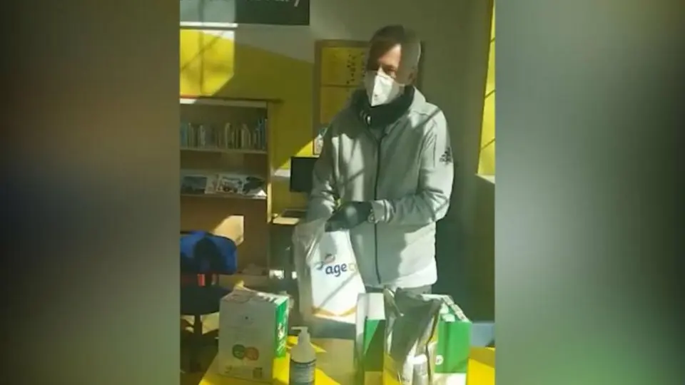 José Mourinho participó en colecta de ayuda por coronavirus