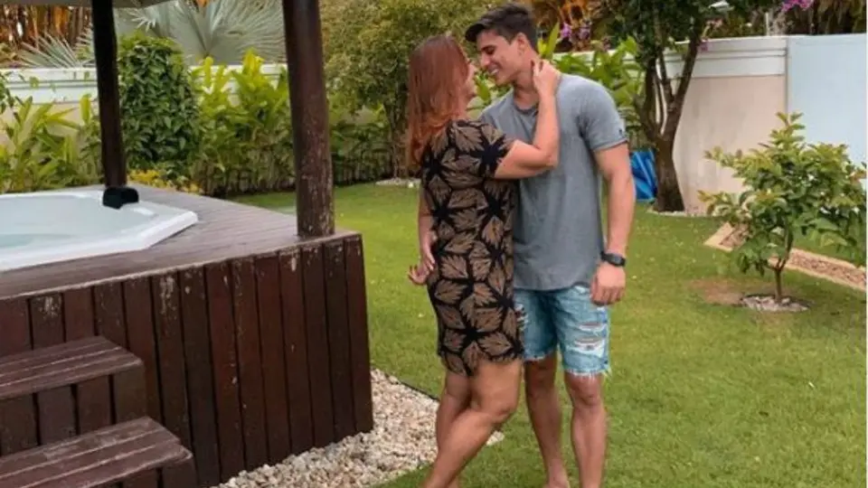 Madre de Neymar presumió a su nueva pareja 31 años más joven