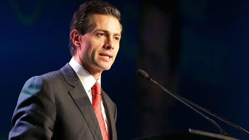 Enrique Peña Nieto y Tania Ruiz se disfrazaron para cenar en Nueva York