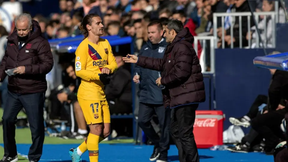 Griezmann confesó que por su timidez, le ha costado su relación con Messi y Suárez