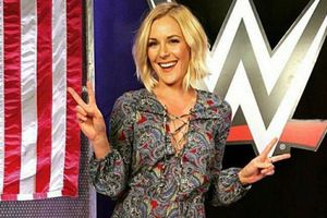 WWE y AEW, en peligro tras positivo por Covid-19 de Renee Young
