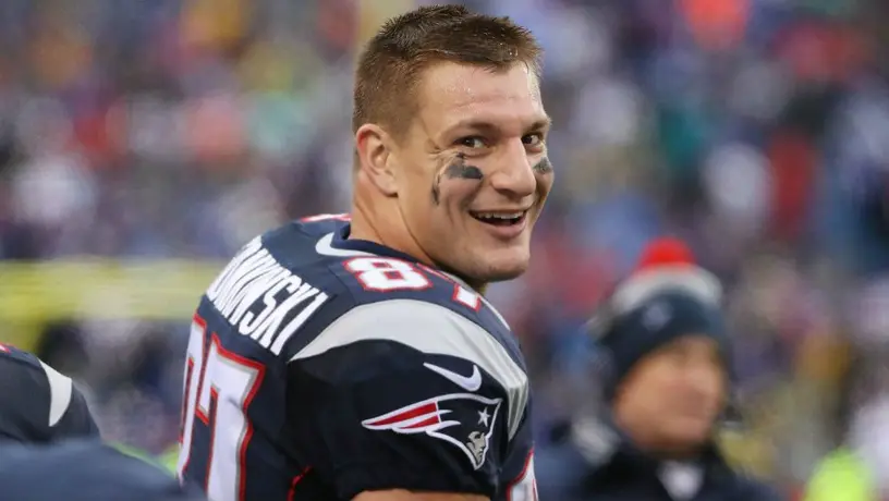 Rob Gronkowski será el presentador de WrestleMania 36