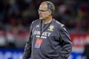 Marcelo Bielsa, homenajeado con estatua 'cabezona'