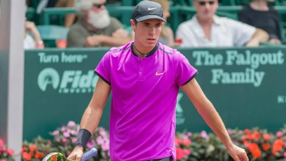 Ernesto Escobedo, eliminado del Abierto de Monterrey