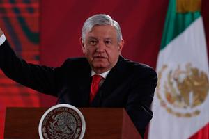 AMLO propondrá terminar con los fines de semana largos