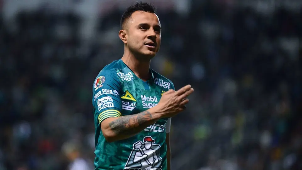 Luis Montes: 'Carlos Vela marca diferencia aun sin haber entrenado'
