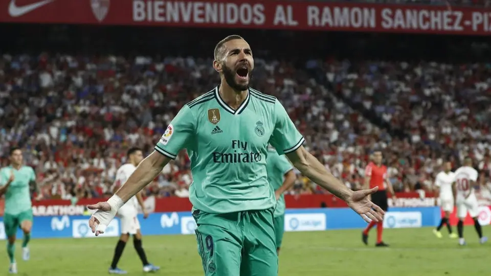 Real Madrid derrotó a Sevilla a pesar de la aparición de Chicharito Hernández