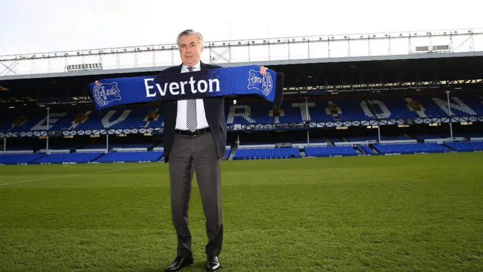 Ancelotti, presentado con Everton, 13 días después de ser despedido del Napoli
